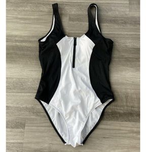 XOXO 2XL one piece swimsuit black white NWT